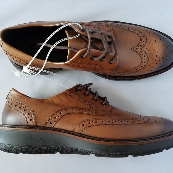 ecco wingtip oxford